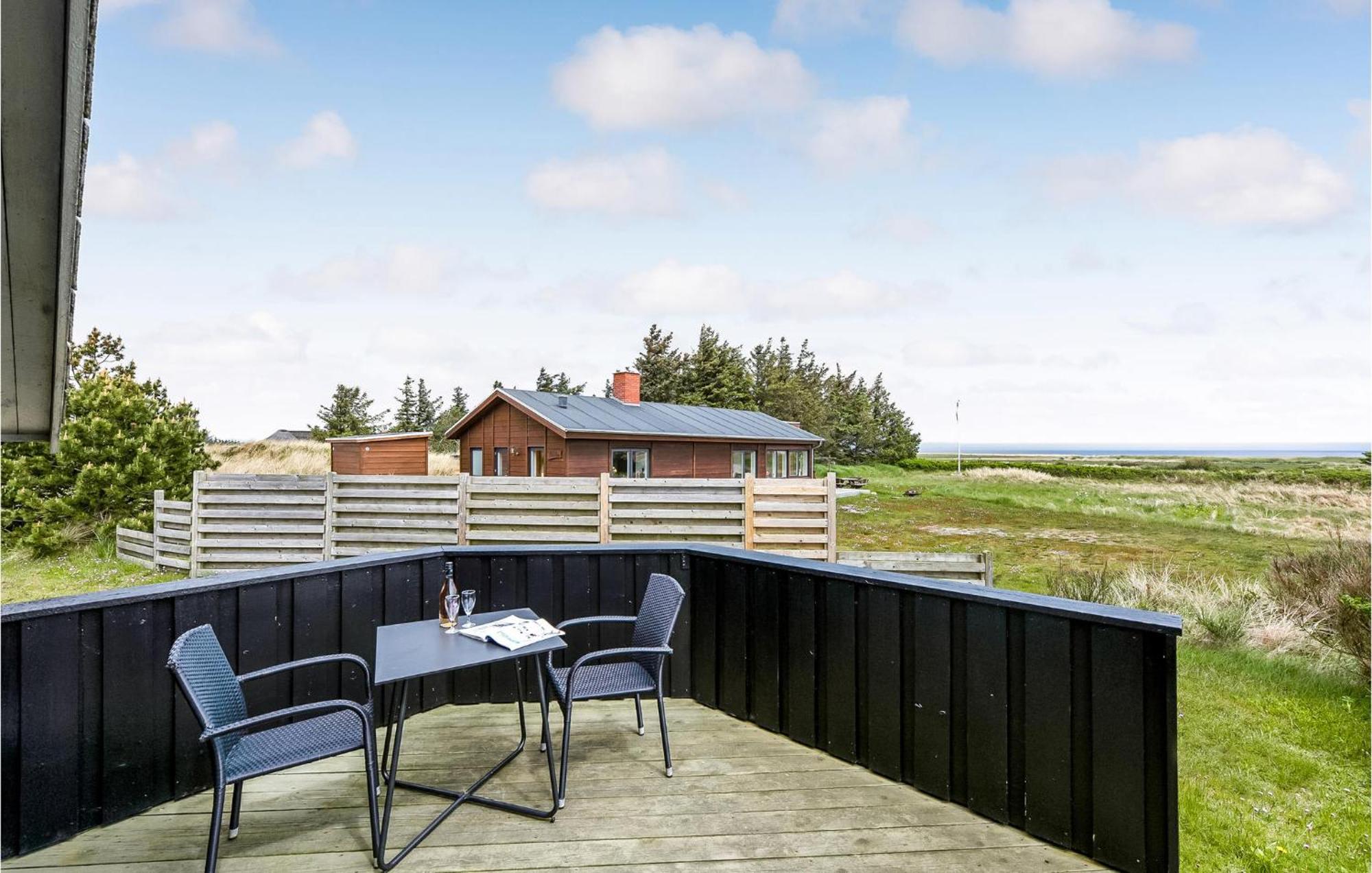 3 Bedroom Awesome Home In Hvide Sande Eksteriør bilde