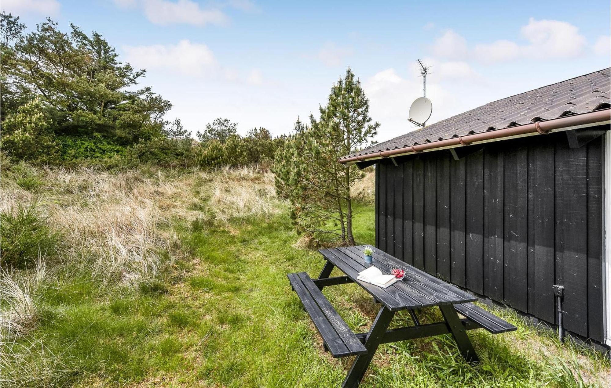 3 Bedroom Awesome Home In Hvide Sande Eksteriør bilde
